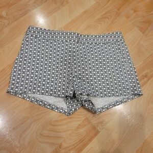 Express Geometric Black And White Shorts Size 2